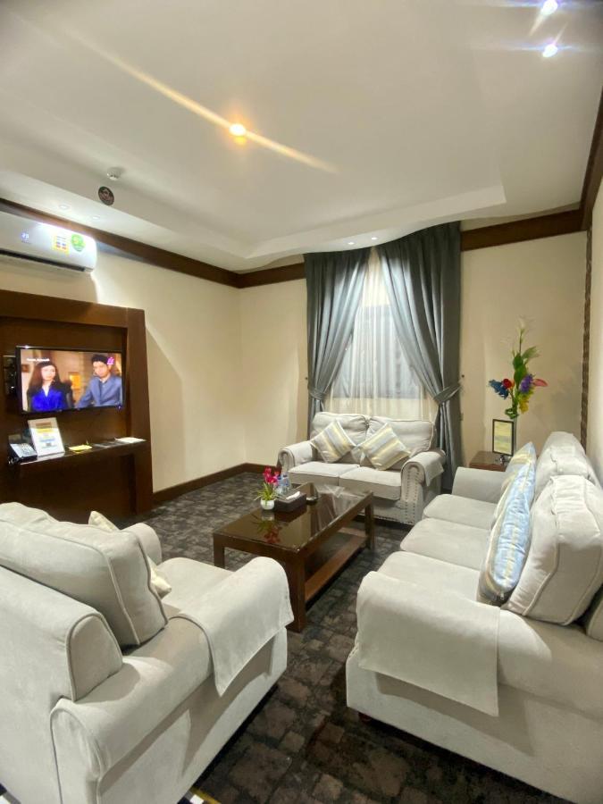 Aral Hotel Apartments Tabuk Exterior foto